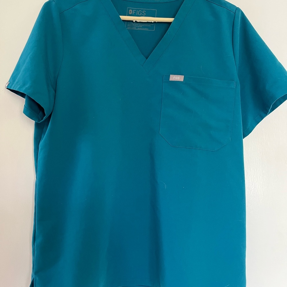 Figs scrub top and bottom PO #2133